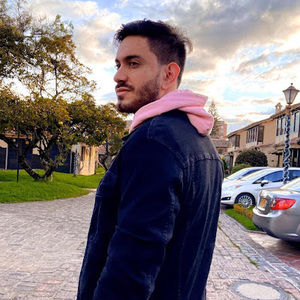 Meet your Posher, Daniel